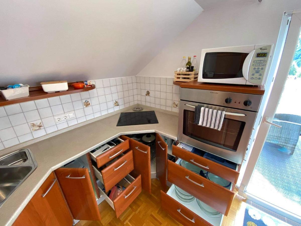 Apartment Kranj - Huge Terrace, Free P, Wi - Fi, Ac Zewnętrze zdjęcie